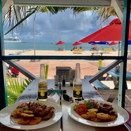 Calinago Friendly Family Sxm Bed & Breakfast Philipsburg  Bagian luar foto