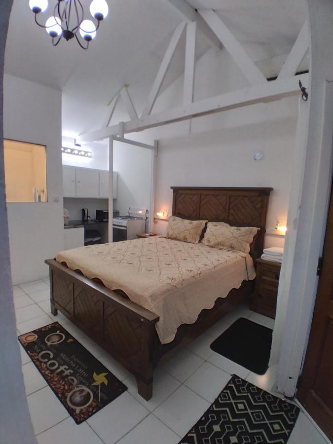 Calinago Friendly Family Sxm Bed & Breakfast Philipsburg  Bagian luar foto